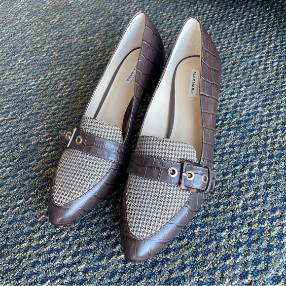 ALEX MARIE Houndstooth and Brown Leather Pumps with Gold Accents Preppy Academia - Picture 5 of 9
